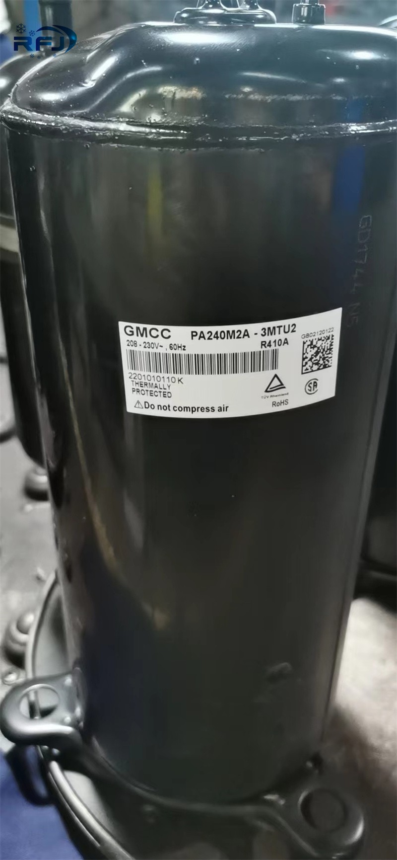 PA240M2A-3MTU2 PA240M2A-3MTU2